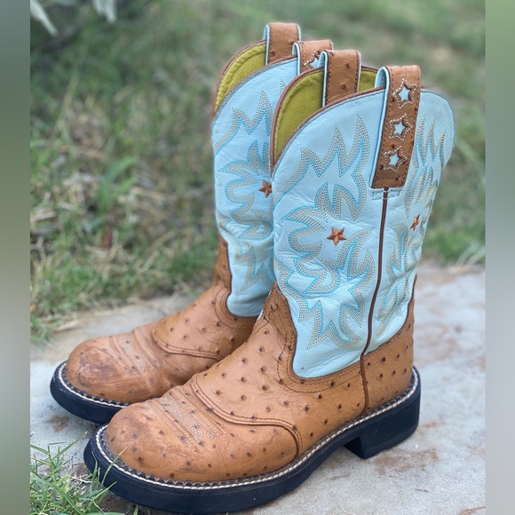 Ariat Fat baby cowboy boots ostrich mid calf round toe 7.5 pale blue - Picture 1 of 10